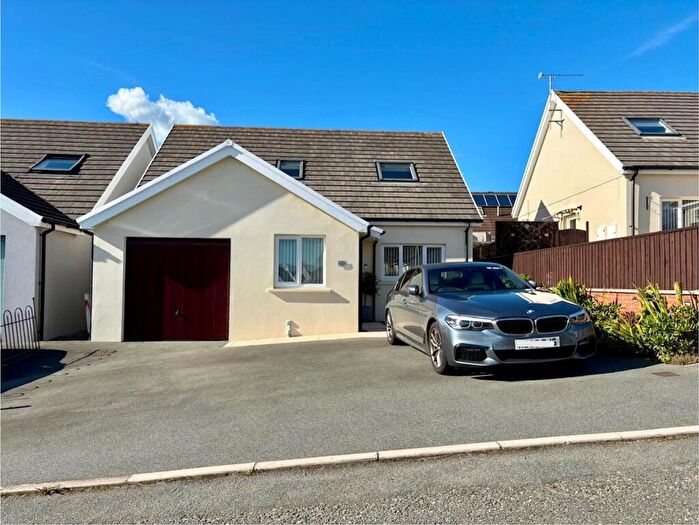 3 Bedroom Detached House For Sale In Woodlands View, Milford Haven, Pembrokeshire, SA73