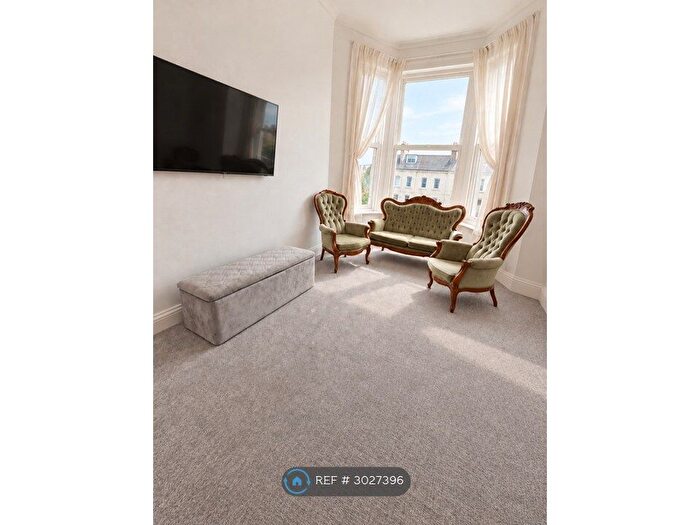 2 Bedroom Flat To Rent In Harold Road, Margate, CT9