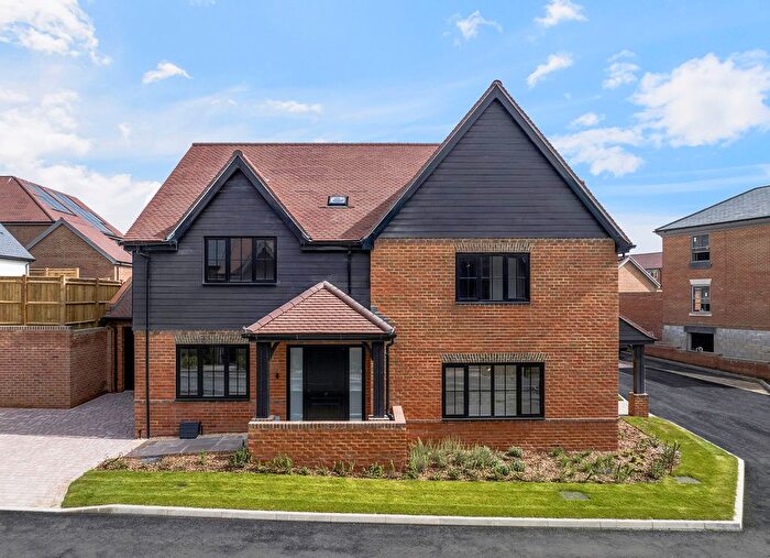 3 Bedroom Semi-Detached House For Sale In The Vale, Ovingdean, Brighton, BN2