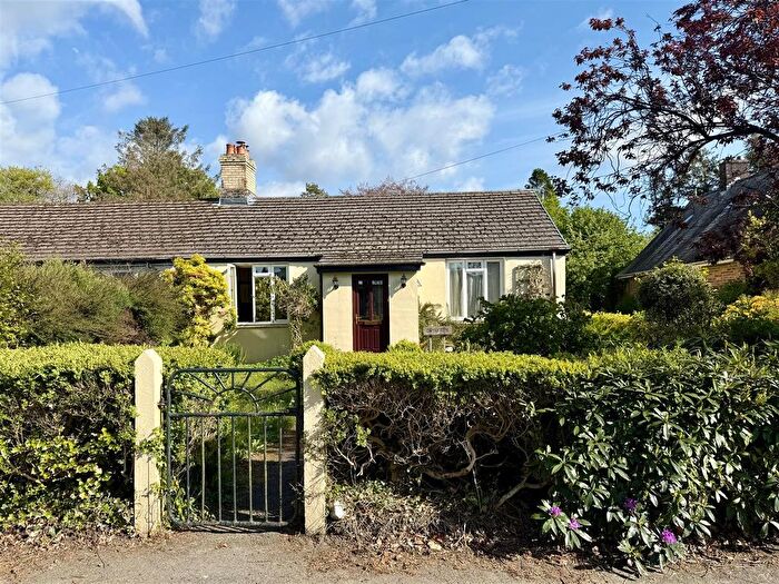 3 Bedroom Bungalow For Sale In Lampeter Road, Tregaron, SY25