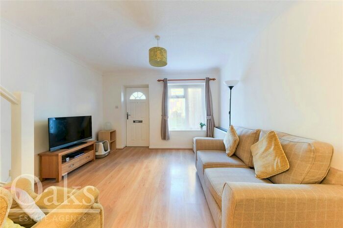 1 Bedroom Terraced House To Rent In Birchanger Road, London, SE25