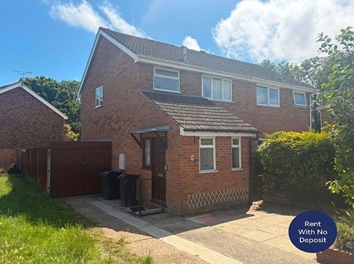 3 Bedroom Semi Detached House To Rent In Charminster, Ashford, Kent, TN23
