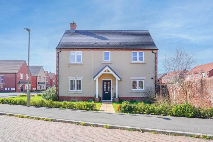 3 Bedroom Detached House For Sale In Appletons, Wantage, OX12