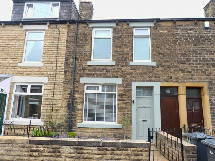 2 Bedroom Terraced House To Rent In Kershaw Street, Glossop, SK13