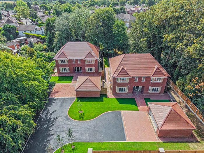 5 Bedroom Detached House For Sale In Broadhalgh Avenue, Bamford, Rochdale, OL11