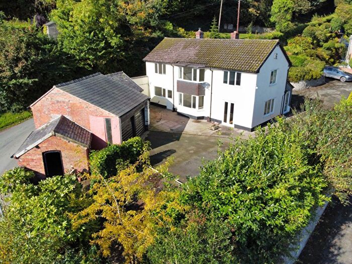3 Bedroom Detached House For Sale In Kerry Road, Montgomery, Powys, SY15