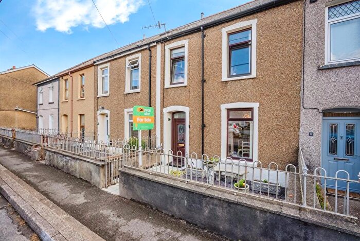 3 Bedroom Terraced House For Sale In Commercial Street, Griffithstown, Pontypool, NP4