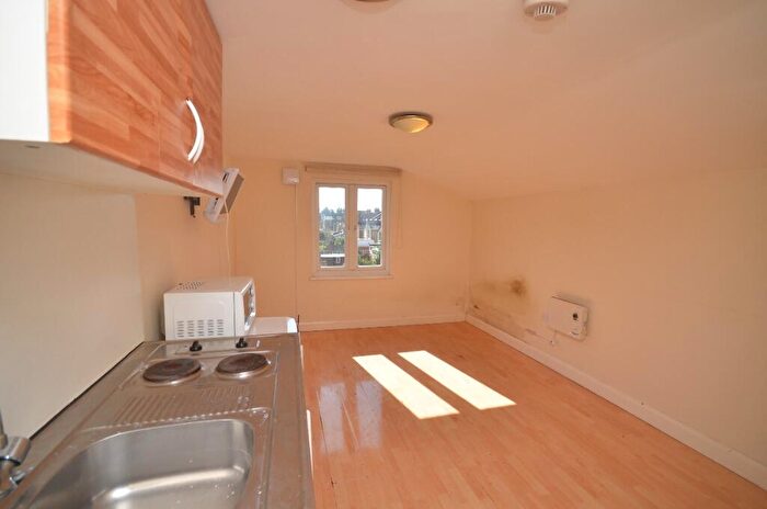 Studio To Rent In Brownhill Road, London, SE6