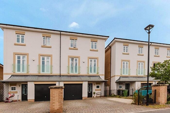 4 Bedroom Semi-Detached House For Sale In Cloister Way, Leamington Spa, CV32