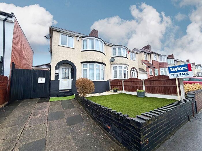 3 Bedroom Semi Detached House For Sale In Crabourne Road, Dudley Wood, Netherton, Dudley, DY2