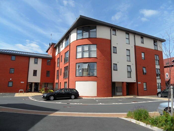 1 Bedroom Flat For Sale In Larch Way, Stourport, DY13