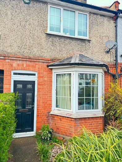 2 Bedroom Terraced House To Rent In Pinner Green, Pinner, HA5