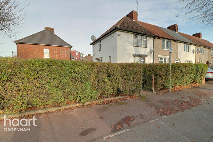 2 Bedroom End Of Terrace House For Sale In Maplestead Road, Dagenham, RM9