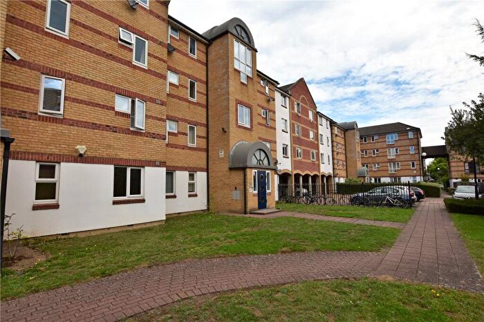 1 Bedroom Apartment To Rent In Dunnage Crescent, London, SE16