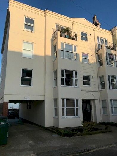 1 Bedroom Flat To Rent In Buckingham Road, Brighton, BN1