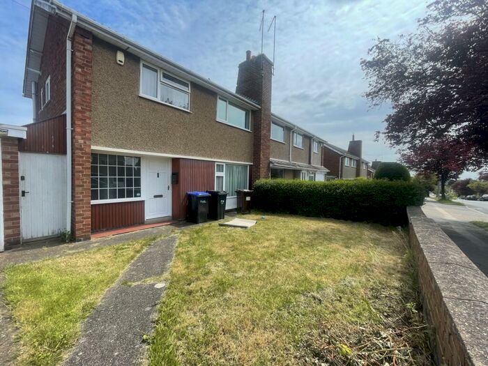 3 Bedroom Semi-Detached House To Rent In Eastern Avenue North, Northampton, NN2
