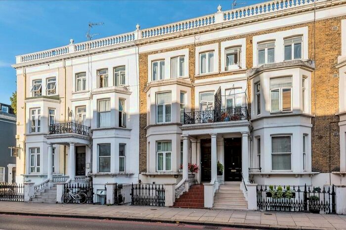 1 Bedroom Flat To Rent In Warwick Road, Earls Court, London, SW5