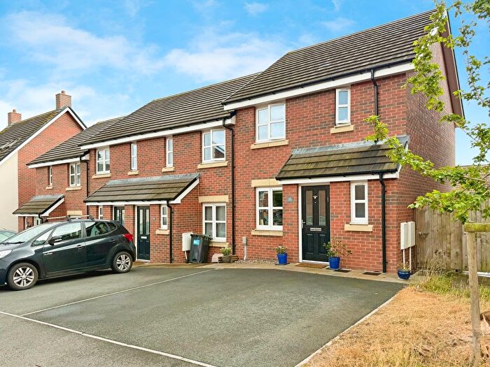 3 Bedroom Terraced House For Sale In Maindiff Drive, Llantilio Pertholey, Abergavenny, NP7