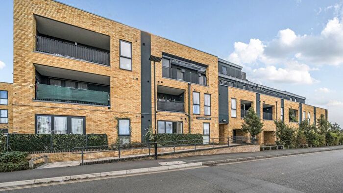 1 Bedroom Flat For Sale In Southville Road, Feltham, TW14