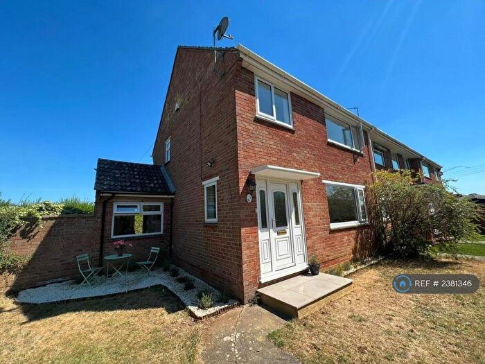 3 Bedroom Terraced House To Rent In Gozzards Ford, Abingdon, OX13