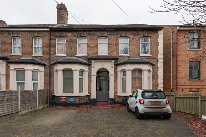 1 Bedroom Flat To Rent In Bulwer Road, London, E11