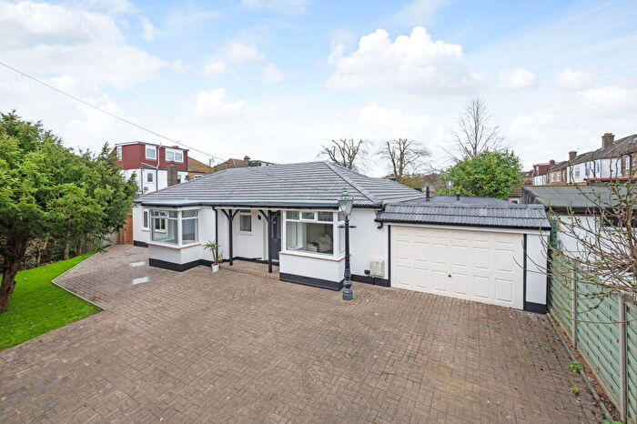 5 Bedroom Detached Bungalow To Rent In Rockhampton Road, Tulse Hill, SE27
