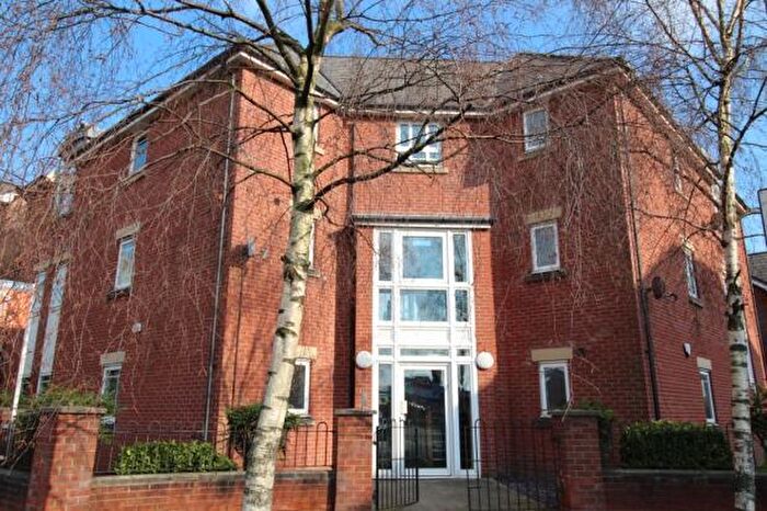 2 Bedroom Apartment To Rent In Chorlton Road, Manchester, M15