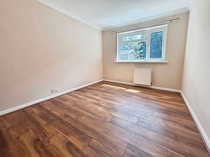 2 Bedroom Flat To Rent In Studley Court, Sidcup, DA14