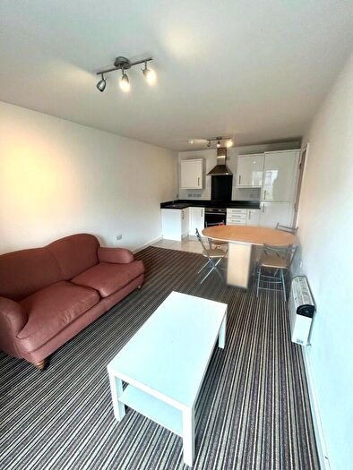 2 Bedroom Apartment To Rent In Richmond Road, Cardiff(City), CF24