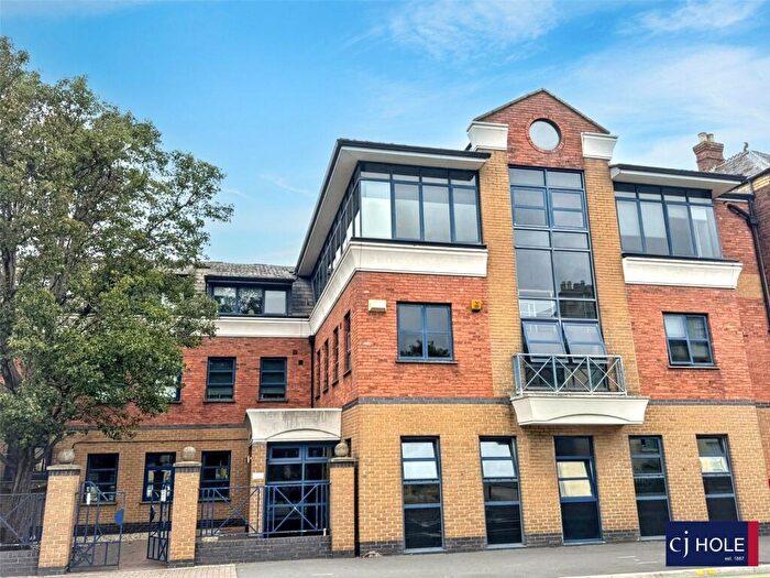 1 Bedroom Apartment For Sale In Northgate Court, Gloucester, GL1