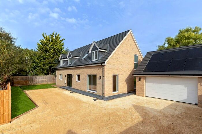 4 Bedroom Detached House For Sale In Highfields Road, Highfields Caldecote, Cambridge, CB23