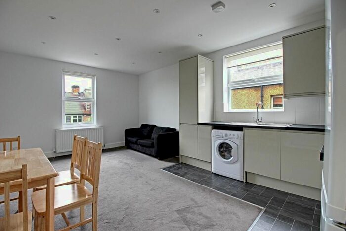 1 Bedroom Flat To Rent In Stanhope Avenue, Finchley, London, N3