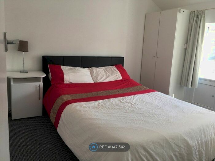 1 Bedroom Flat To Rent In Irwell Street, Bacup, OL13