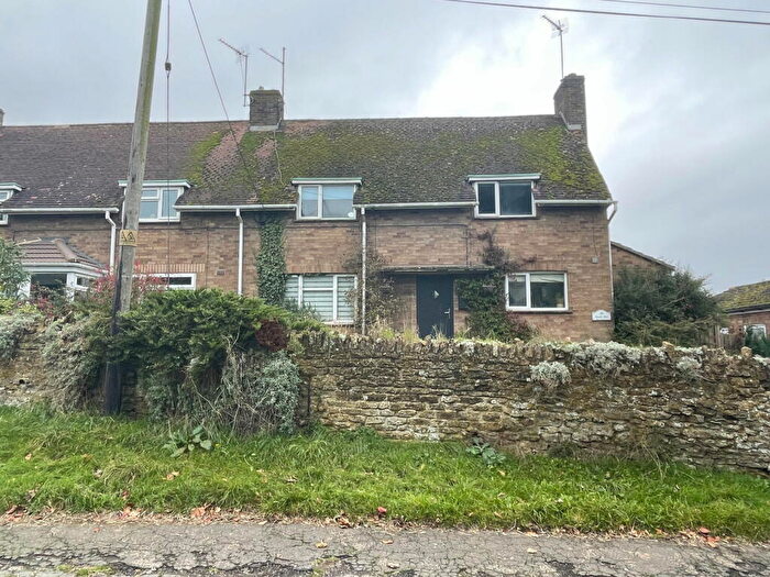 3 Bedroom Semi-Detached House For Sale In High Street, Harrington, Northampton, Northamptonshire, NN6