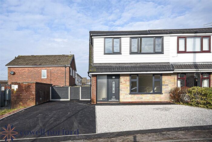 3 Bedroom Semi-Detached House For Sale In Bank Close, Littleborough, Greater Manchester, OL15