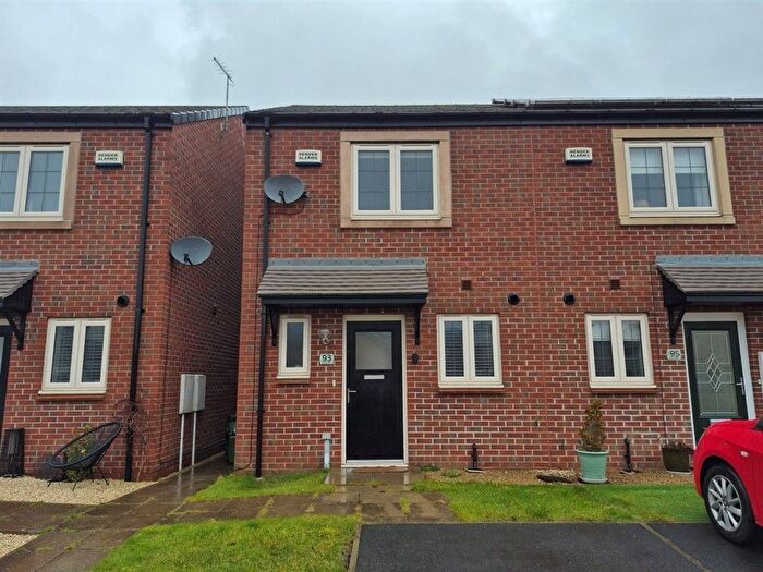 2 Bedroom End Terrace House For Sale In Osprey Way, Hartlepool, TS26