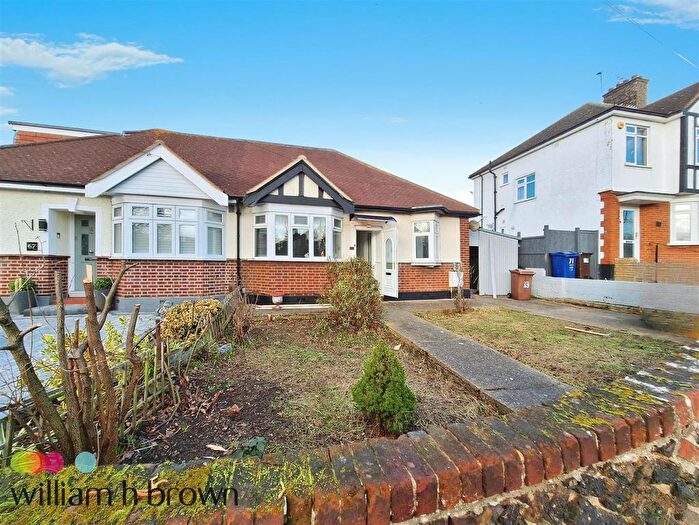 2 Bedroom Bungalow To Rent In Chadwell Road, Grays, RM17