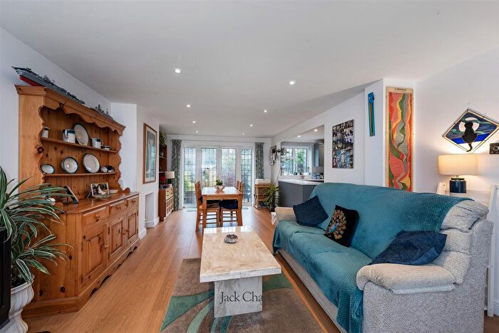 3 Bedroom Terraced House For Sale In Collet Road, Kemsing, Sevenoaks, TN15