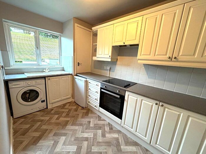 1 Bedroom Flat To Rent In Elm Bank Drive, Mapperley Park, Nottingham, NG3