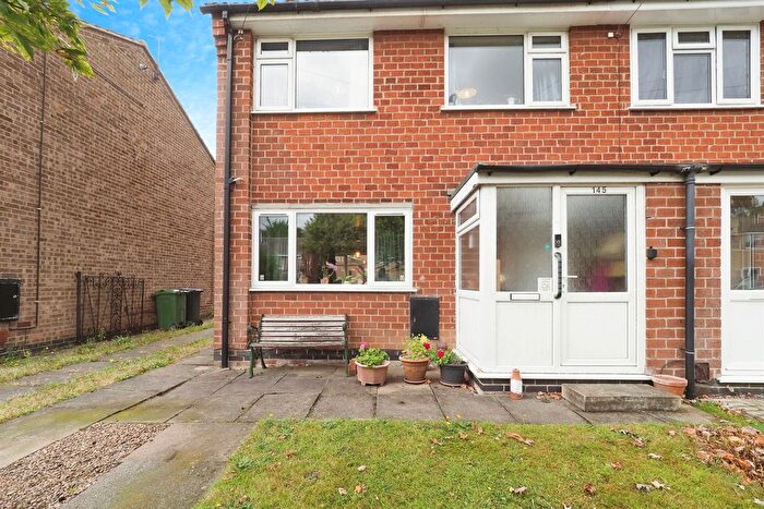 3 Bedroom Semi-detached House For Sale In Braddon Road, Loughborough, LE11