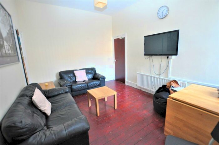 6 Bedroom Terraced House To Rent In - Cavendish Road, Newcastle Upon Tyne, NE2