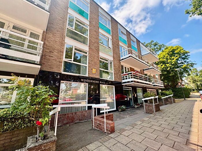 2 Bedroom Flat For Sale In Windermere Hall Stonegrove, Edgware, HA8