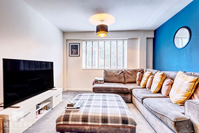 1 Bedroom Flat For Sale In Surrey Road, Bournemouth, BH4