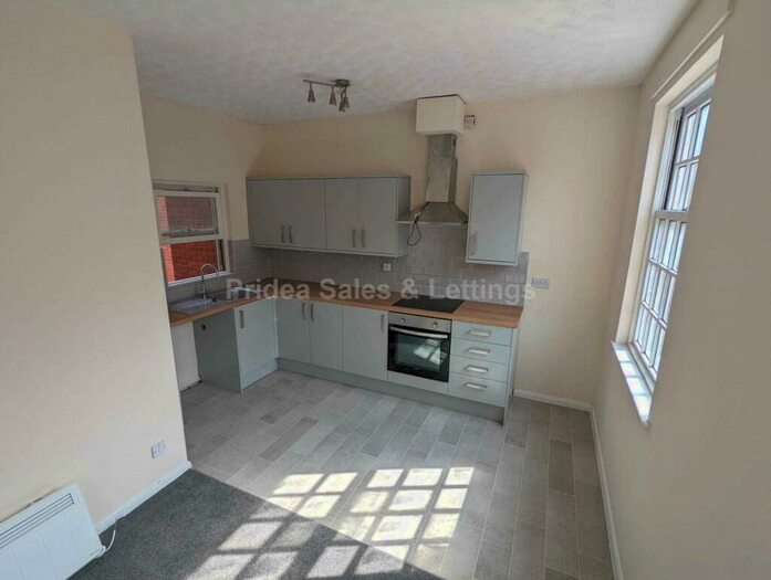 2 Bedroom Apartment To Rent In Broadgate, Lincoln, LN2
