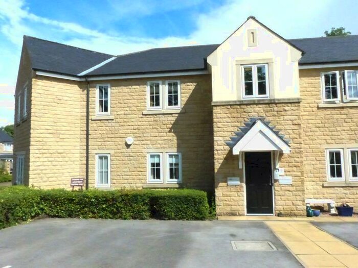 2 Bedroom Apartment To Rent In The Hollies, Pool In Wharfedale, Otley, LS21