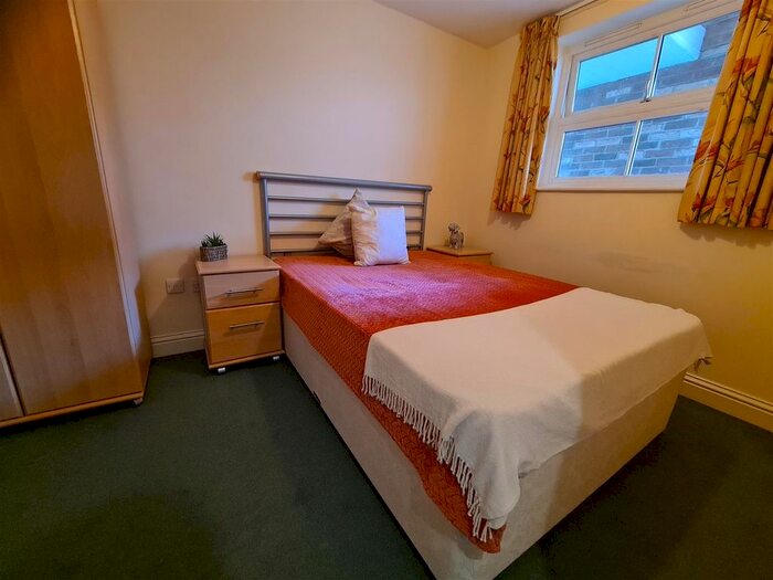 1 Bedroom Flat To Rent In Flat Church View, Orange Grove, Wisbech, PE13