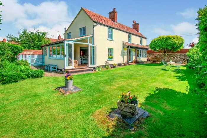 4 Bedroom Detached House For Sale In The Common, Barton Turf, Norwich, Norfolk, NR12