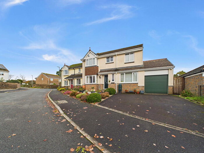 4 Bedroom Detached House For Sale In Henfordh Grange, Liskeard, PL14