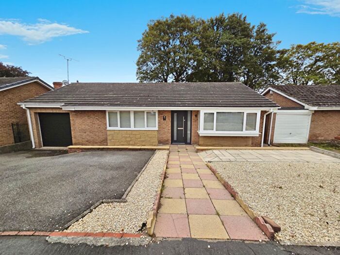 3 Bedroom Bungalow For Sale In Hollowdene, Crook, DL15