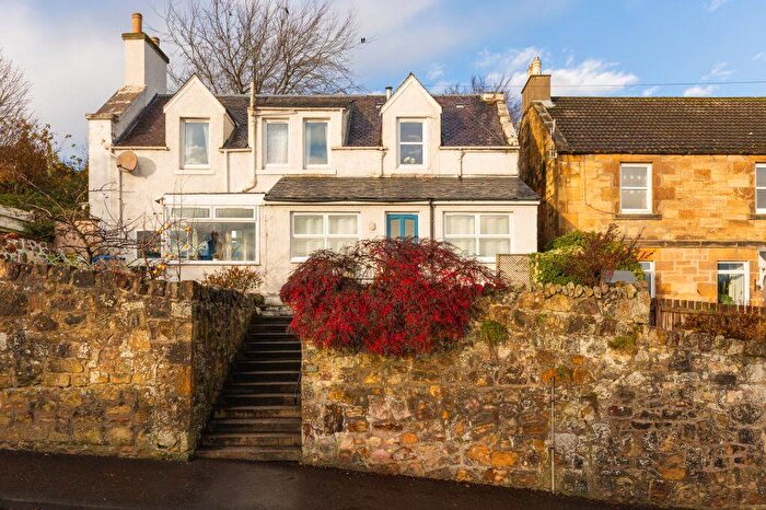 2 Bedroom Cottage For Sale In Kirkhill Road, Penicuik, EH26